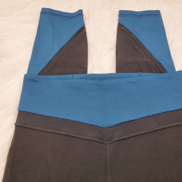 NWOT Athleta Blue Elevation 7/8 Leggings - Picture 4 of 7